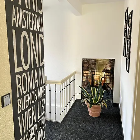 Sandys Cozy Stone דירה