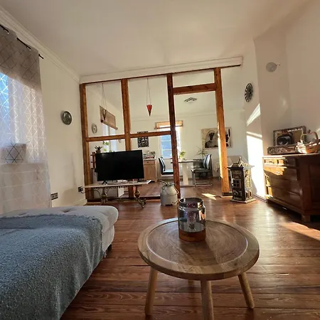Sandys Cozy Stone Appartement Maulbronn