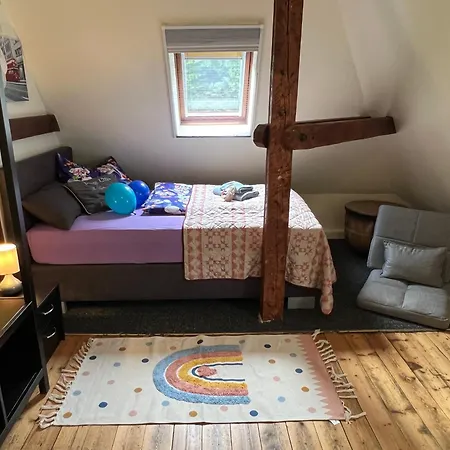 Sandys Cozy Stone